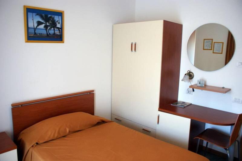 Hotel Il Pino Garlasco Phòng bức ảnh